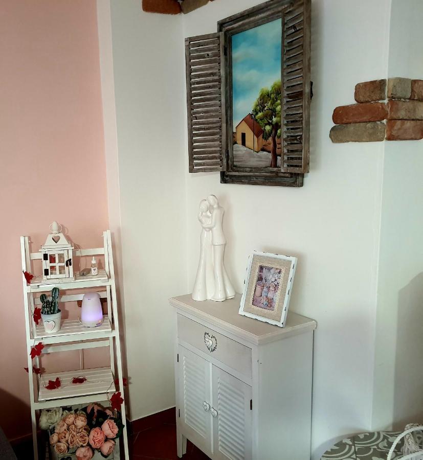 Shabby Chic Rooms Con Cucina E Giardino Privato Pomarico Ngoại thất bức ảnh