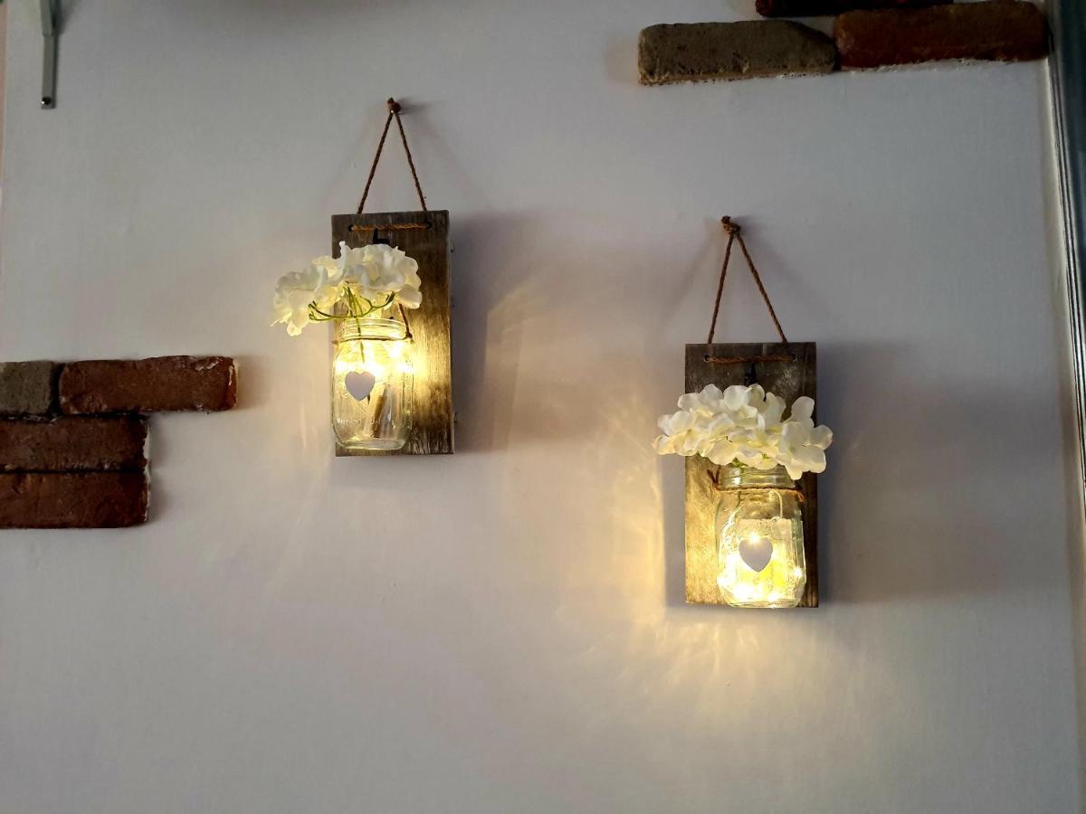 Shabby Chic Rooms Con Cucina E Giardino Privato Pomarico Ngoại thất bức ảnh