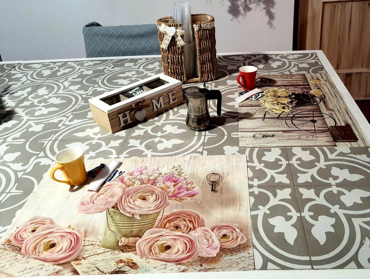 Shabby Chic Rooms Con Cucina E Giardino Privato Pomarico Ngoại thất bức ảnh