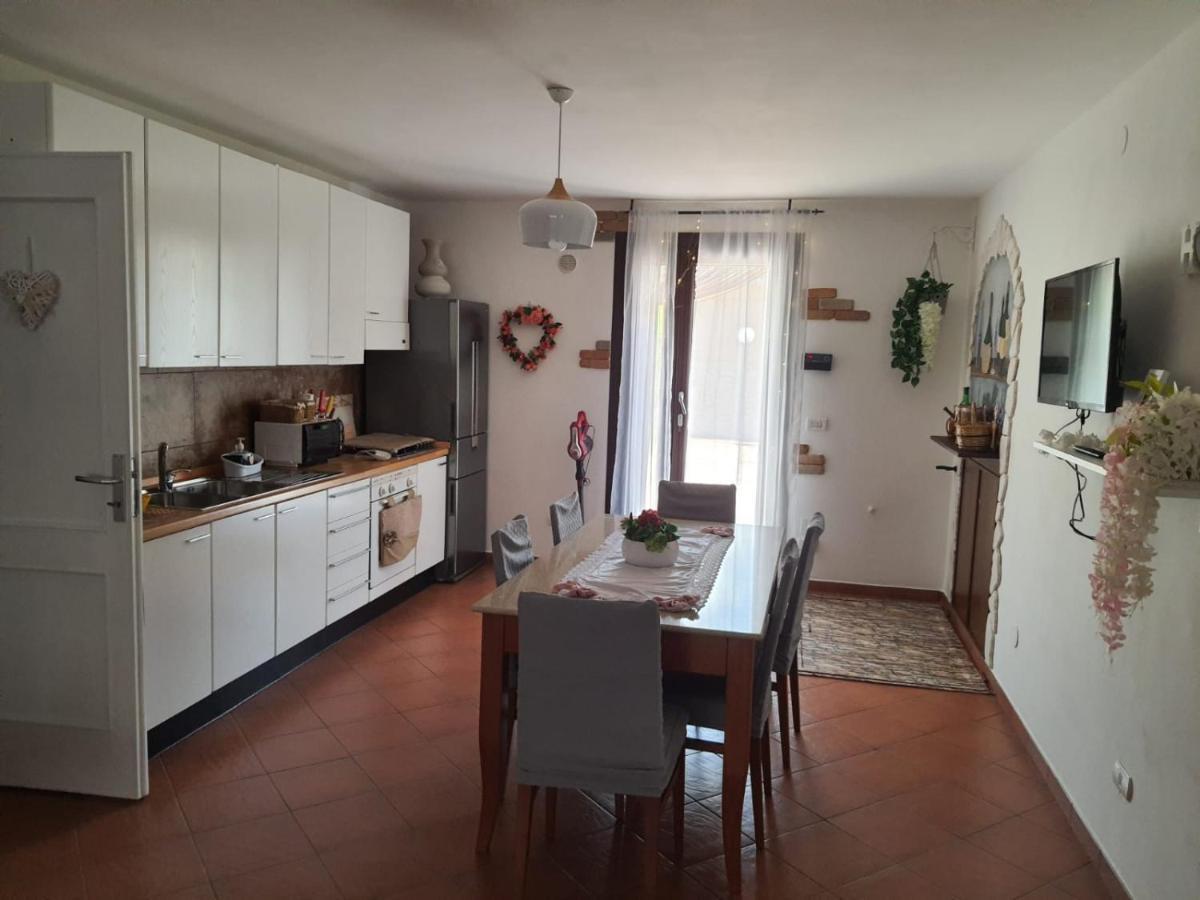 Shabby Chic Rooms Con Cucina E Giardino Privato Pomarico Ngoại thất bức ảnh