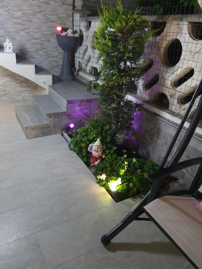Shabby Chic Rooms Con Cucina E Giardino Privato Pomarico Ngoại thất bức ảnh